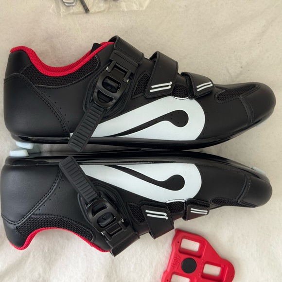 Peloton Cycling Shoes Size 8 - Picture 5 of 10